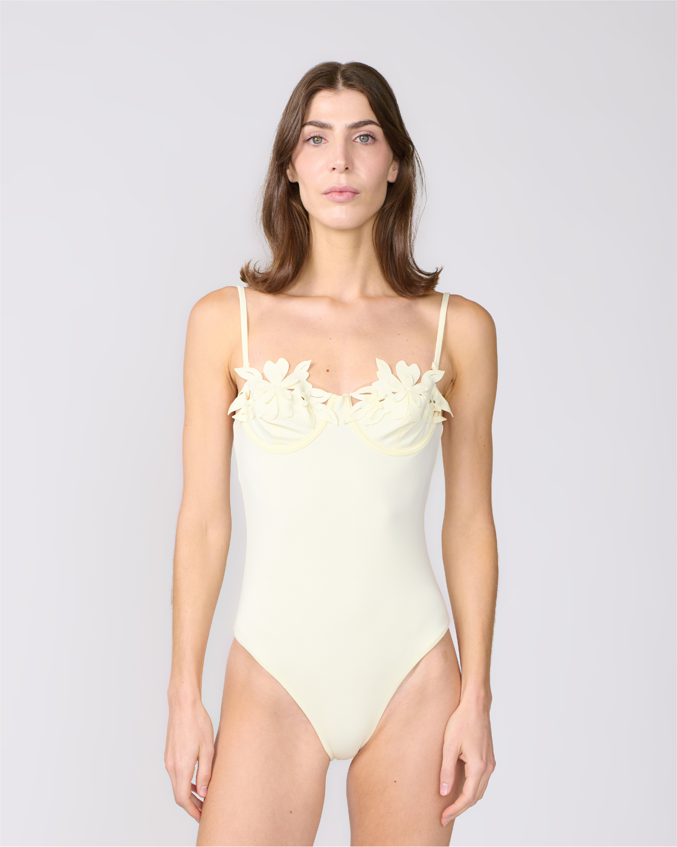 AURA ONE PIECE