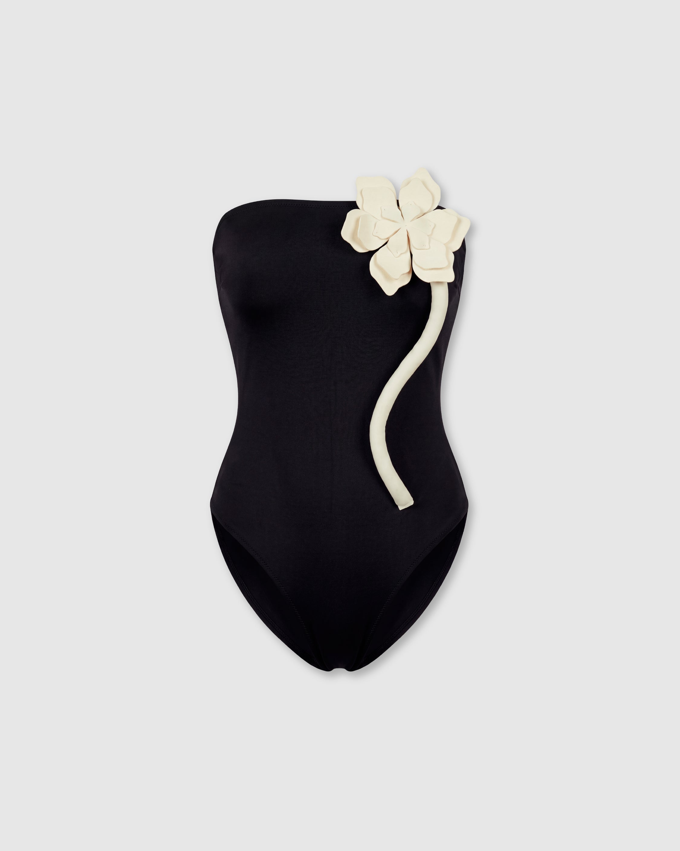 LUCIA ONE PIECE