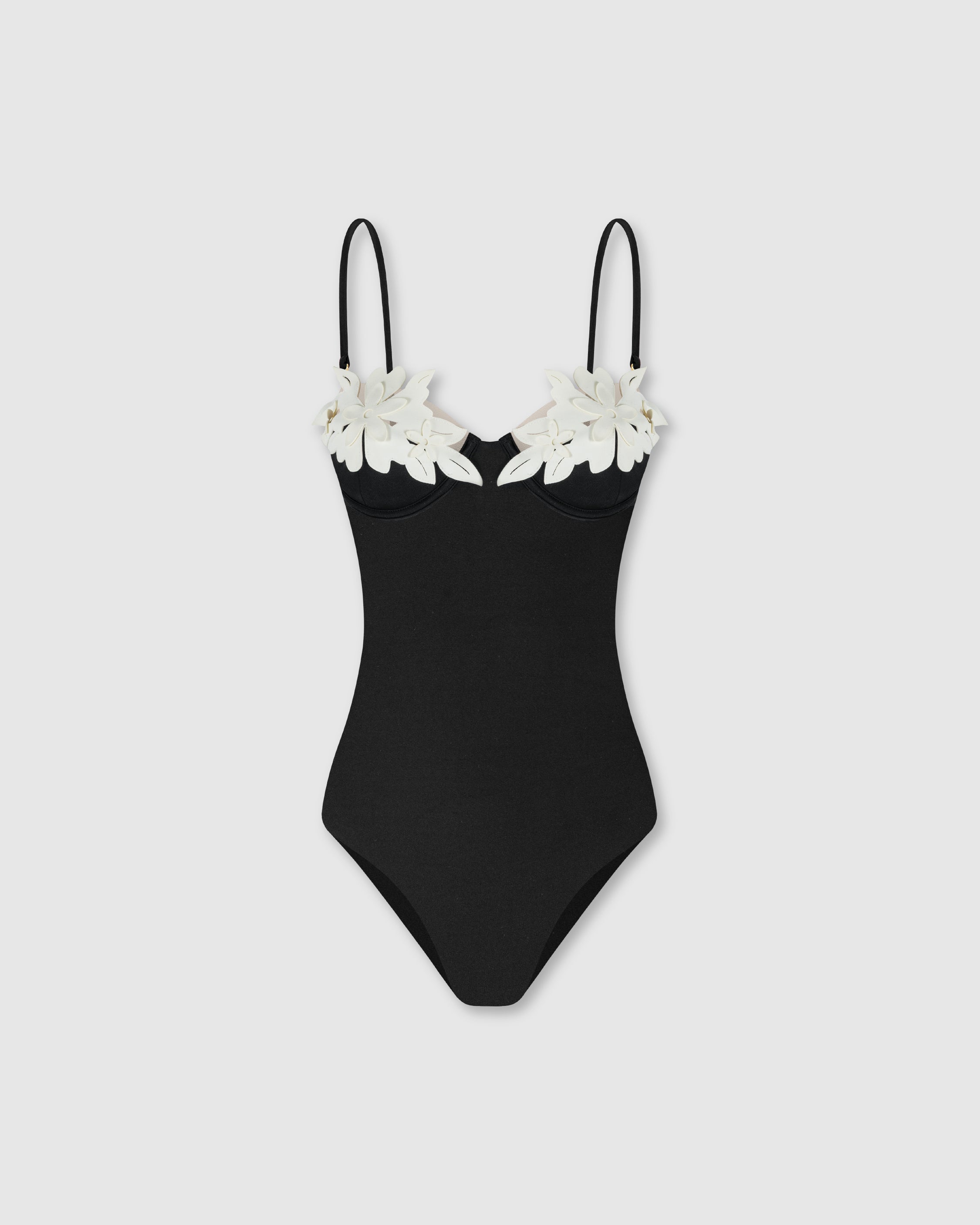 AURA ONE PIECE
